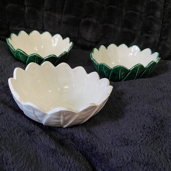 Other - set of 3 leaf design decor bowls